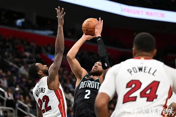 鲍威尔狂砍36分,坎宁安31+8+11,热火力克活塞豪取四连胜 鲍威尔狂砍36分,坎宁安31+8+11,热火力克活塞豪取四连胜